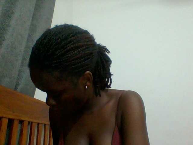 Chocolateaa live cam on BongaCams