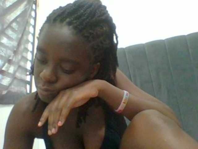 Chocolateaa live cam on BongaCams