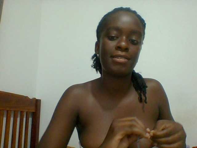 Chocolateaa live cam on BongaCams