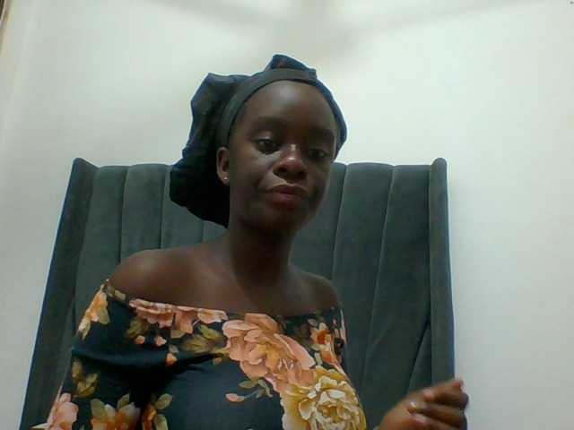 Chocolateaa live cam on BongaCams