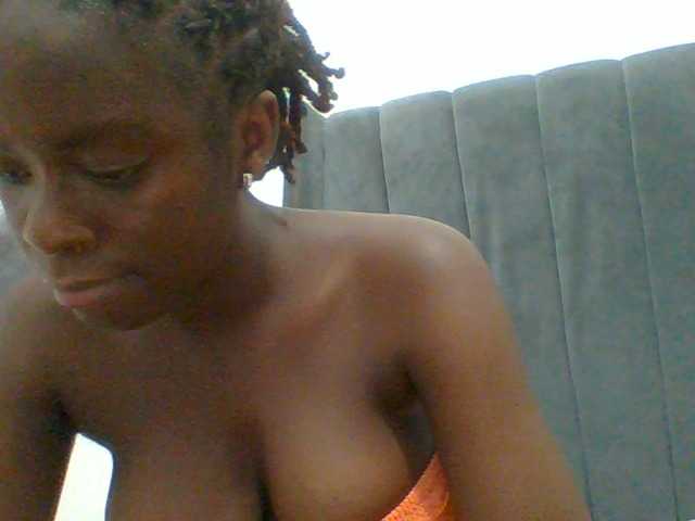 Chocolateaa live cam on BongaCams