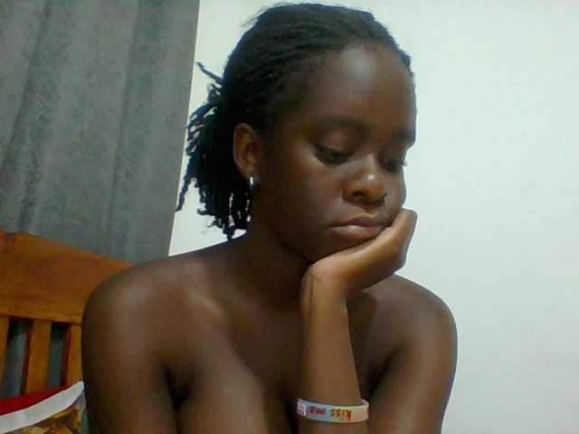 Chocolateaa live cam preview
