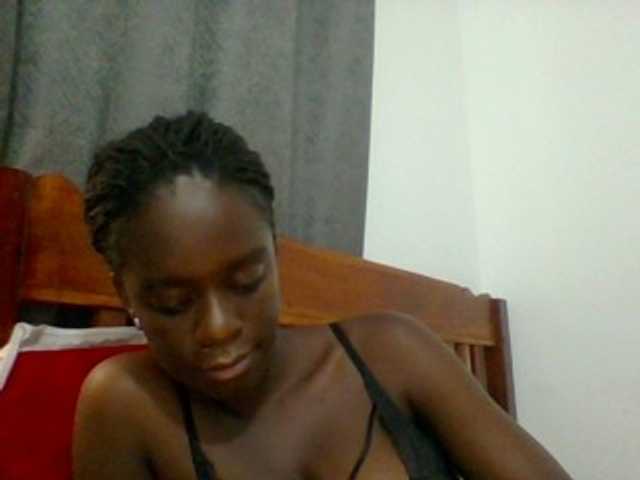 Chocolateaa live cam preview