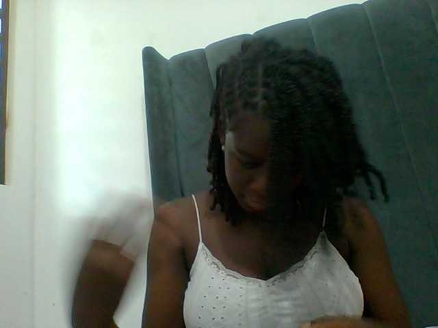 Chocolateaa live cam on BongaCams