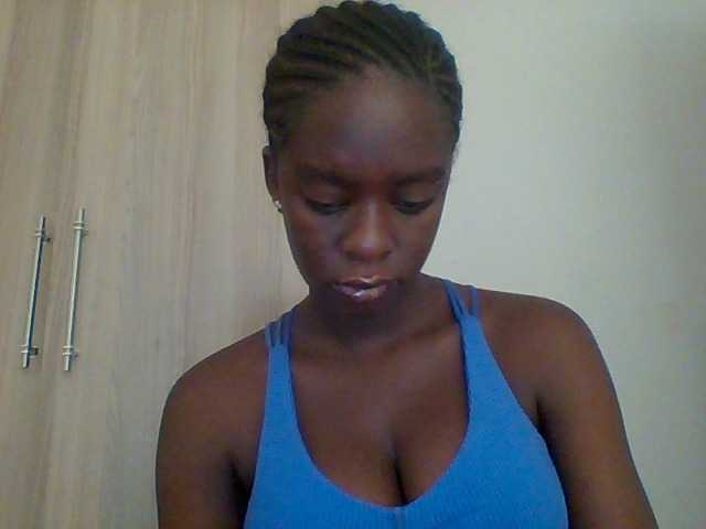 Chocolateaa live cam on BongaCams