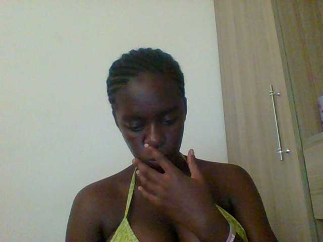 Chocolateaa live cam on BongaCams