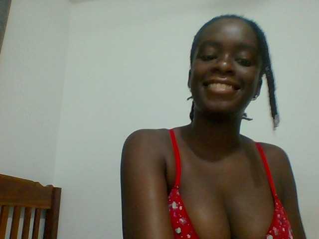Chocolateaa live cam on BongaCams