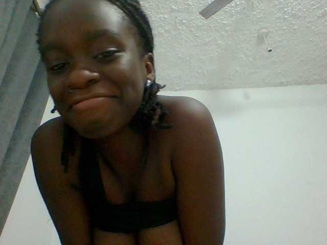 Chocolateaa live cam on BongaCams