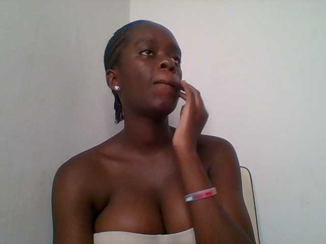 Chocolateaa live cam on BongaCams