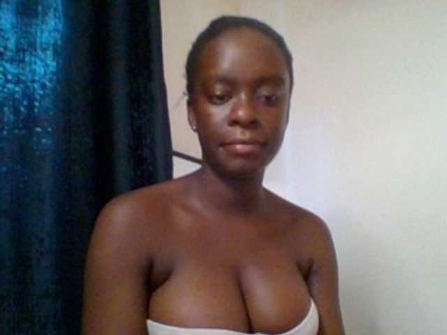 Chocolateaa live webcam show