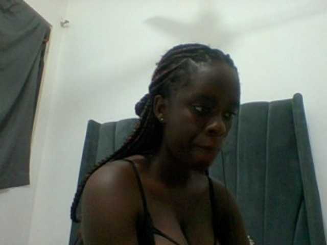 Chocolateaa live cam on BongaCams