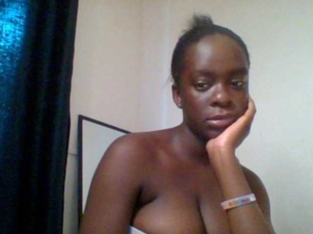 Chocolateaa live webcam show