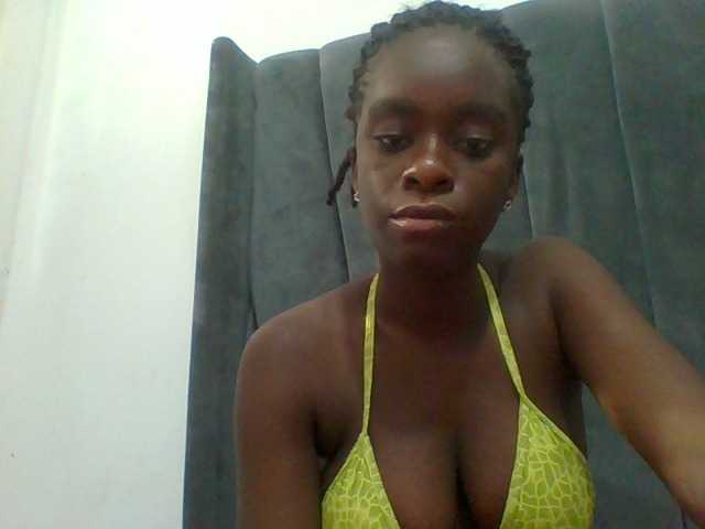 Chocolateaa live cam on BongaCams