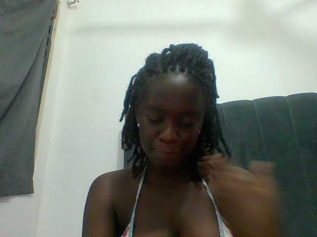 Chocolateaa live cam on BongaCams
