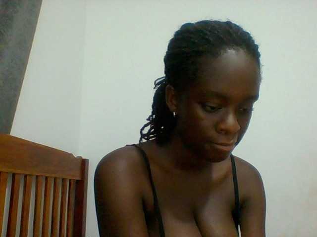 Chocolateaa live cam on BongaCams