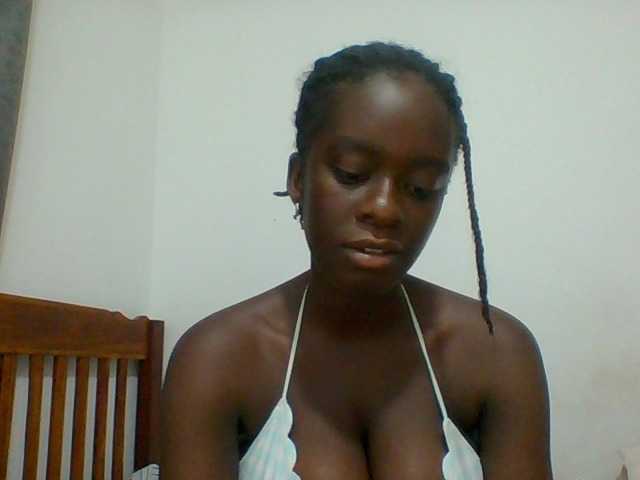Chocolateaa live cam on BongaCams