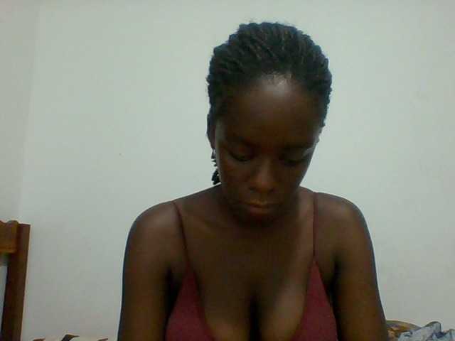 Chocolateaa live cam on BongaCams