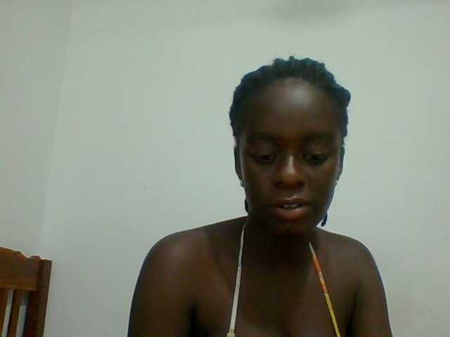 Chocolateaa live cam preview