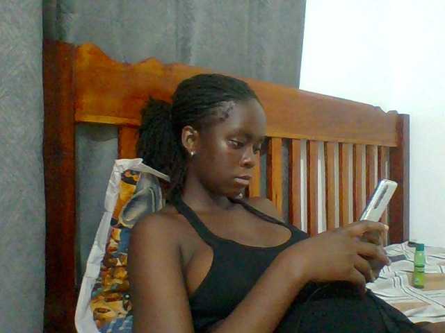Chocolateaa live cam preview