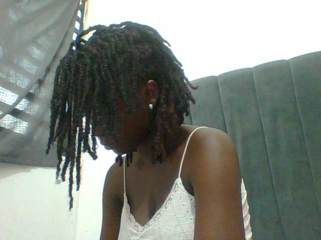 Chocolateaa live cam on BongaCams