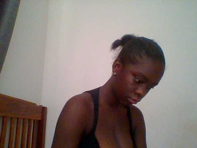 Chocolateaa live cam on BongaCams