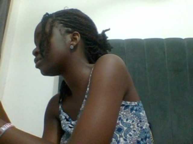 Chocolateaa live cam on BongaCams