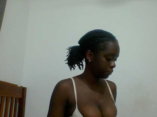 Chocolateaa live cam preview