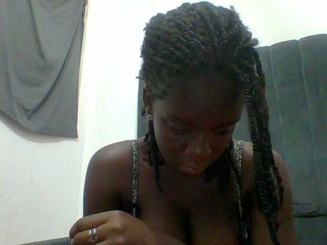 Chocolateaa live cam on BongaCams