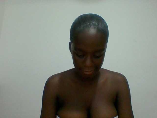Chocolateaa live cam on BongaCams