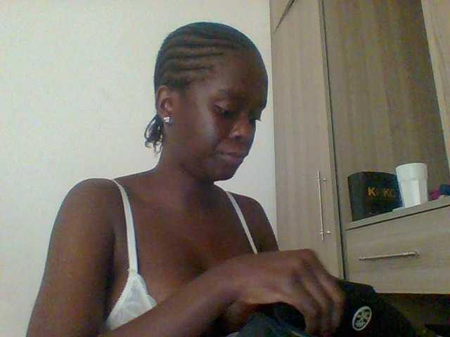 Chocolateaa live cam on BongaCams