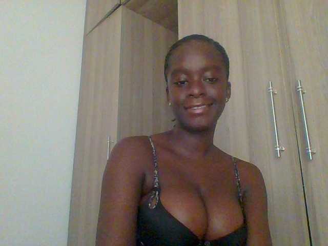 Chocolateaa live cam on BongaCams