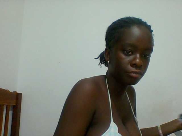 Chocolateaa live cam on BongaCams