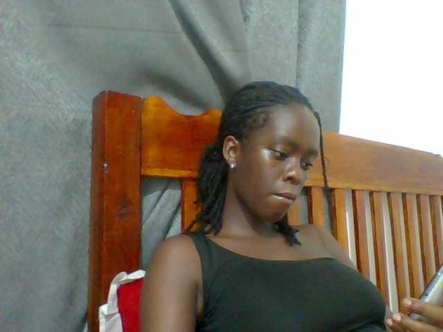 Chocolateaa live cam on BongaCams