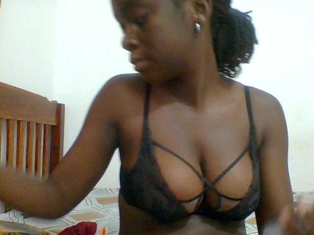 Chocolateaa live cam preview