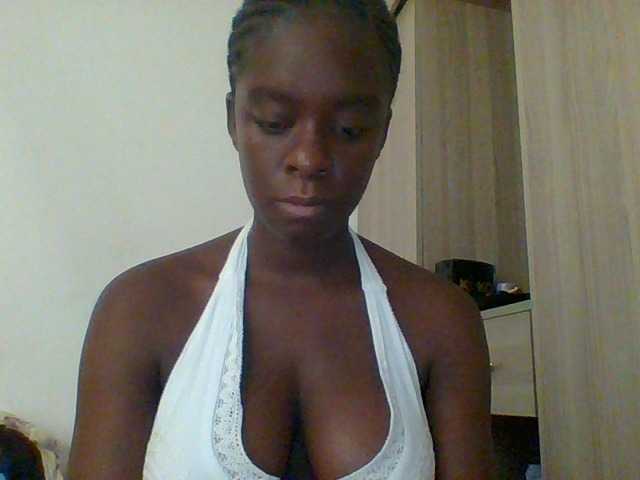 Chocolateaa live cam on BongaCams