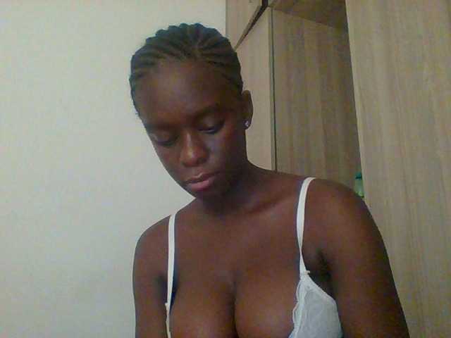 Chocolateaa live cam on BongaCams