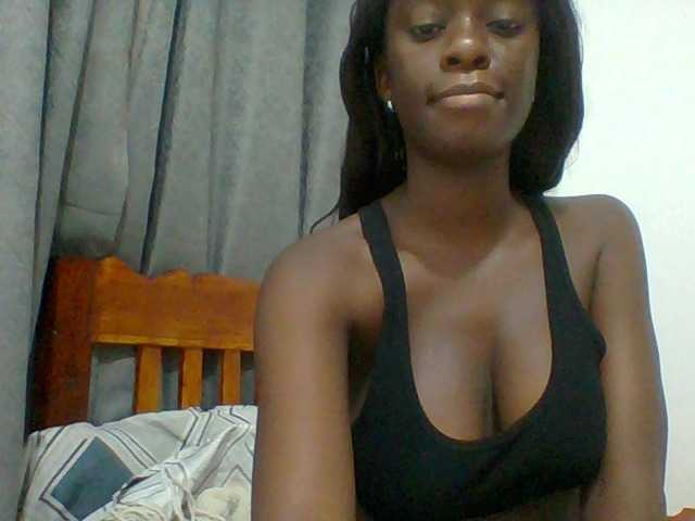 Chocolateaa live cam on BongaCams