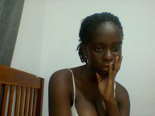 Chocolateaa live cam preview