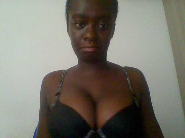 Chocolateaa live cam on BongaCams