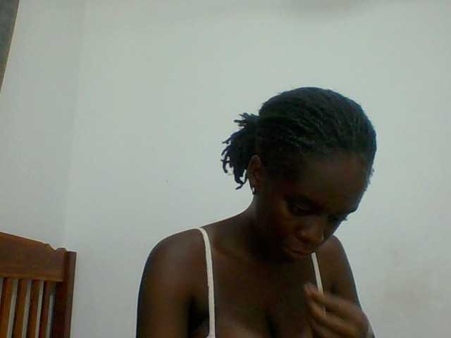 Chocolateaa live cam on BongaCams