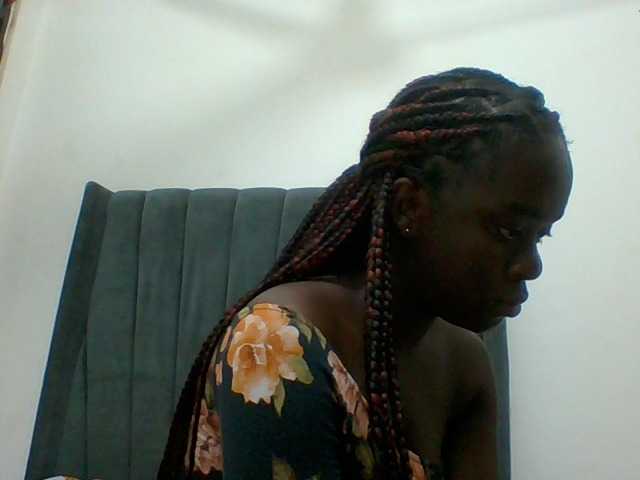 Chocolateaa live cam on BongaCams