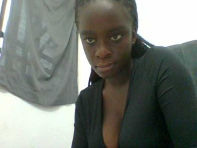 Chocolateaa live cam on BongaCams