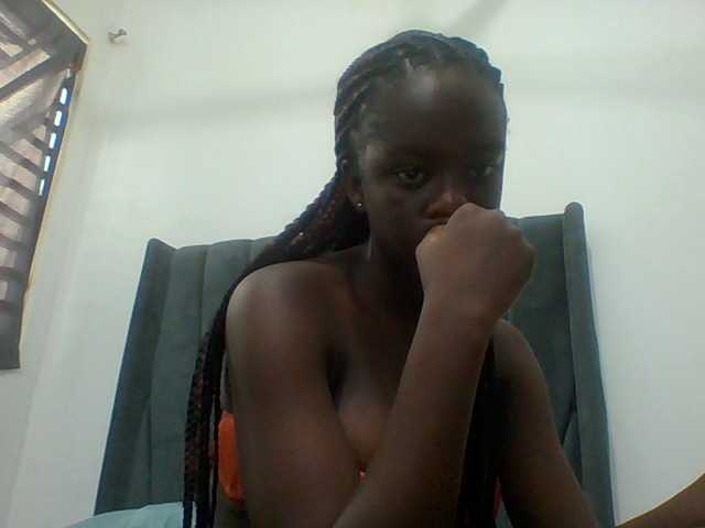 Chocolateaa live cam on BongaCams