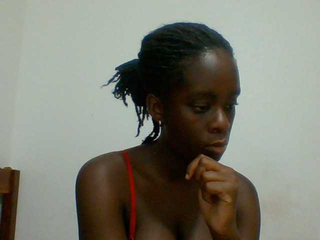 Chocolateaa live cam on BongaCams