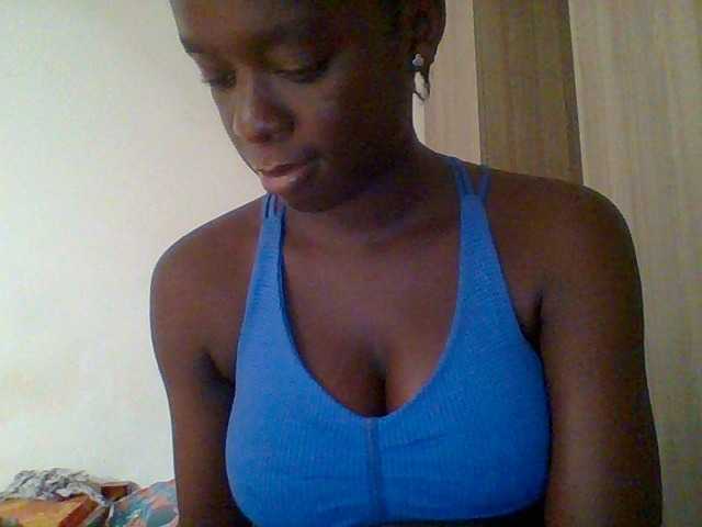 Chocolateaa live cam on BongaCams