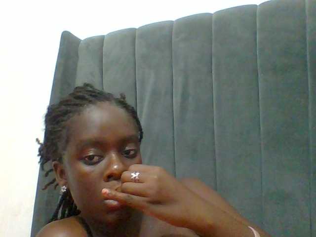 Chocolateaa live cam on BongaCams