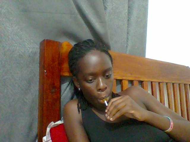 Chocolateaa live cam on BongaCams