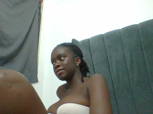 Chocolateaa live cam on BongaCams