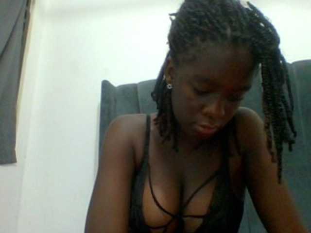 Chocolateaa live cam on BongaCams