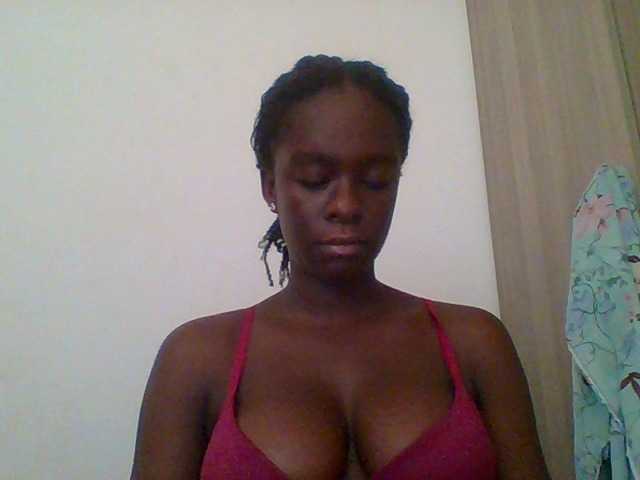 Chocolateaa live cam on UnifiedCams